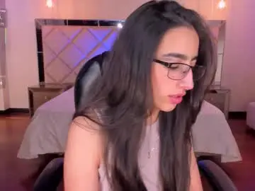 Larisasmirnov  live sex cam