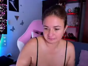 Luciamature_  live sex cam