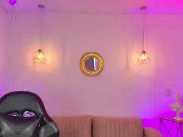 Milacravee  live sex cam