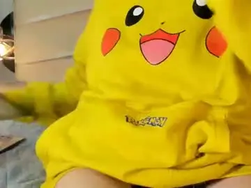 Miluchan1  live sex cam