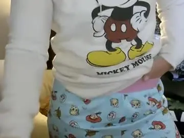 Nicelly_curved  live sex cam
