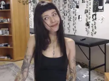 Wavy_nights  live sex cam