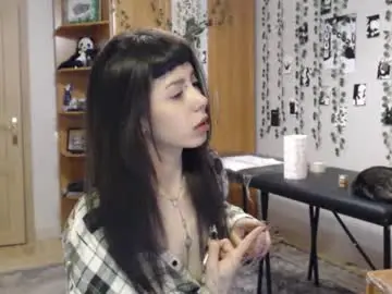 Wavy_nights  live sex cam