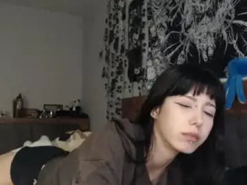 Wavy_nights  live sex cam