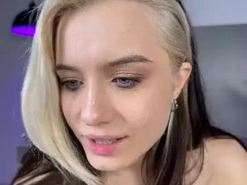 _blowjob_queen_  live sex cam