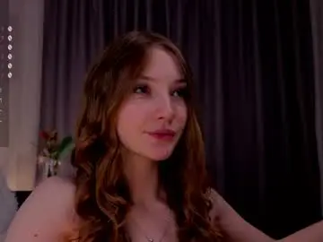 Alisavine  live sex cam