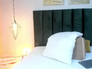 Alissanix  live sex cam
