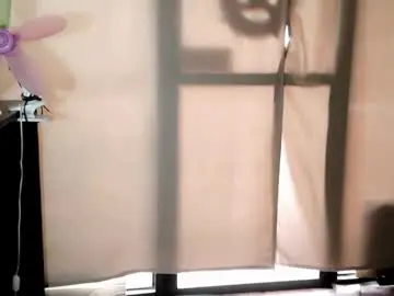 Bikaka_day  live sex cam