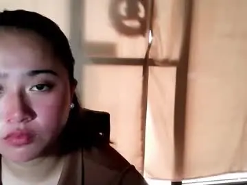 Bikaka_day  live sex cam