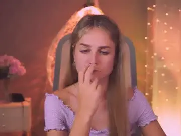 Deboralarson  live sex cam