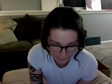 Divinelydripping444  live sex cam