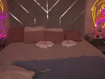 Gentleadellee  live sex cam