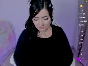 Heey_kitty  live sex cam