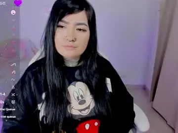 Heey_kitty  live sex cam