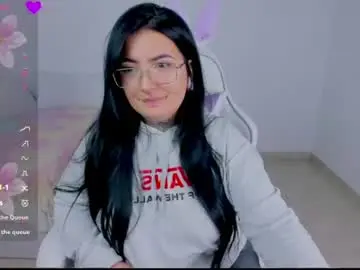 Heey_kitty  live sex cam
