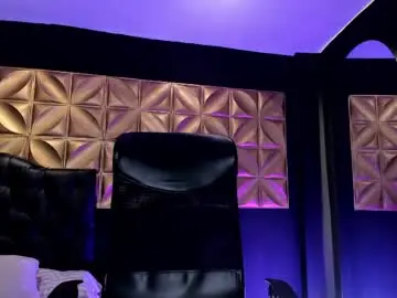Laaurenhill  live sex cam