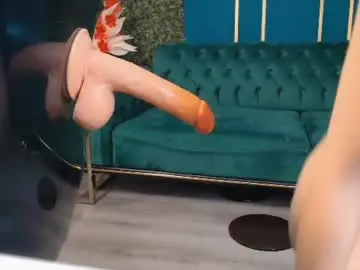 Laurainemisti  live sex cam