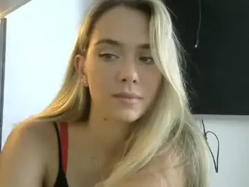 Nelly_fortu  live sex cam