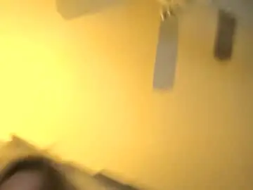 Rushin2me  live sex cam
