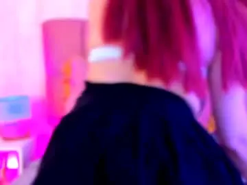 Sweet_wolff_  live sex cam