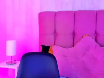 Sweet_wolff_  live sex cam