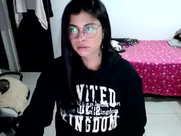 Valkiriafit27  live sex cam