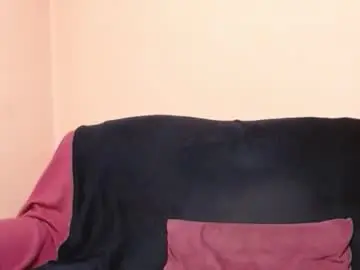 Bigpussylipskiss  live sex cam