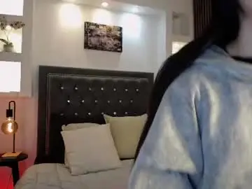 Cherry_swain  live sex cam
