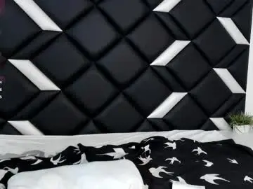 Danellazambrano  live sex cam