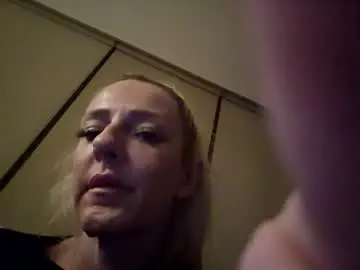 Lolalicksit  live sex cam