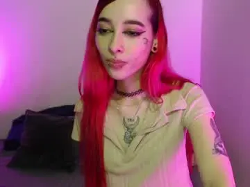 Lucyblood  live sex cam
