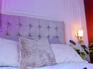 Lumnyglams  live sex cam
