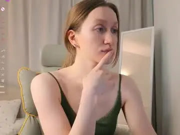 Mowalova  live sex cam