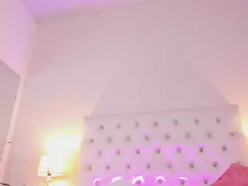 Tiffanny_gomez  live sex cam