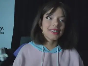 Yungelitamor_  live sex cam