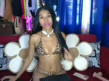 Artsloveyou  live sex cam
