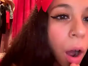 Dirtydiana28  live sex cam