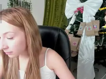 Emely_garcias  live sex cam