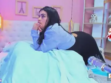 Emi_sary  live sex cam