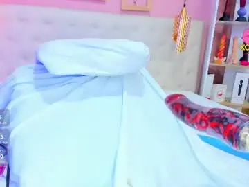 Emi_sary  live sex cam