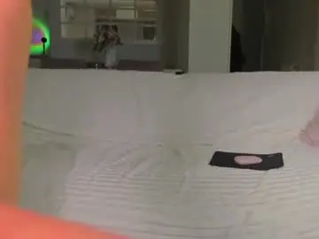 Emmanuelleee  live sex cam