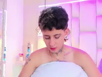 Ethan_lennox_  live sex cam