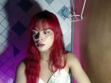 Hoelyaurora  live sex cam