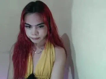 Hoelyaurora  live sex cam