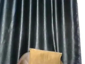 Hotty_lora889  live sex cam