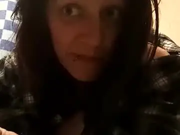 Improperdistraction  live sex cam