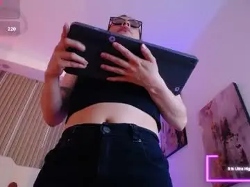 Katy_van  live sex cam