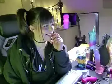 Lavenderrzz19  live sex cam