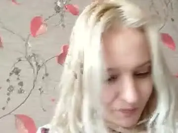 Mila_420  live sex cam