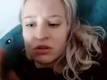 Mila_420  live sex cam